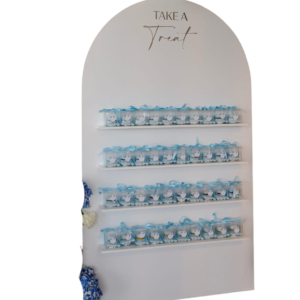 wavy-shelf-arch